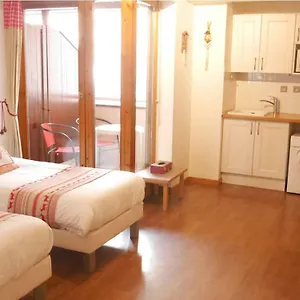 Le Grand - Le Apartment